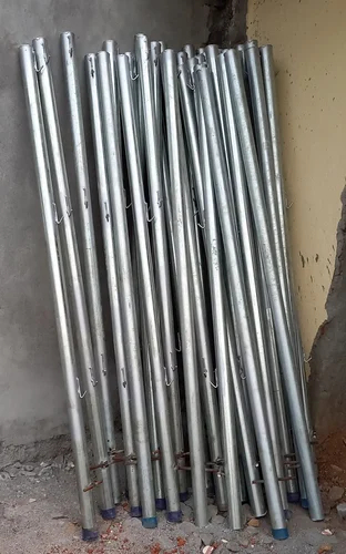 Galvanized Iron Polished GI Fencing Pole, for Cosntructional, Industrial, Length : 10-15feet