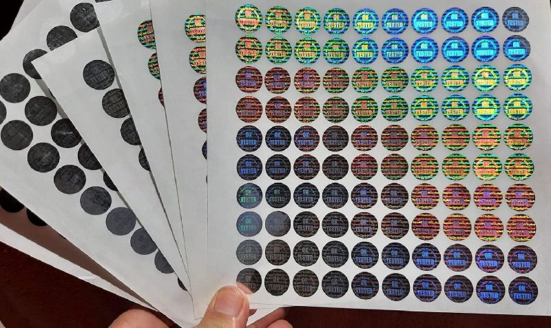 Holographic Labels