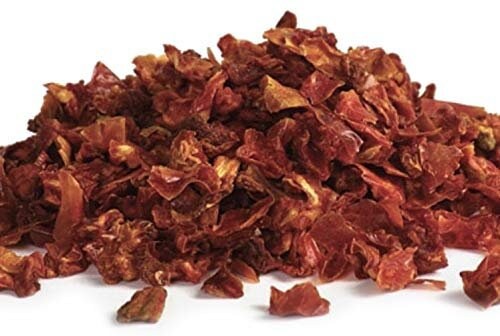 Common dehydrated tomato flakes, for Cooking, Ketchup, Salid, Skin Care Products, Packaging Type : Plastic Bag