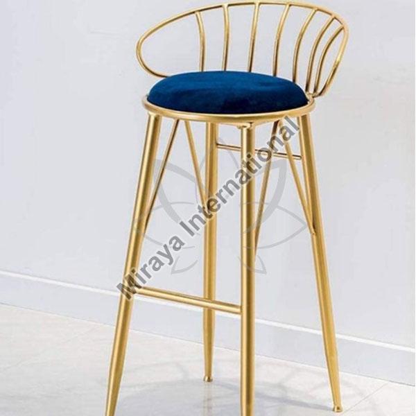 Metal Polished Golden Crown Chair, for Hotel, Home, Banquet, Feature : Perfect Shape, Good Quality