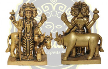4 Inches Brass Lord Dattatreya Statue, for Religious Purpose, Packaging Type : Thermocol Box