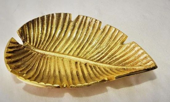 Aluminium Betel Leaf Platter, for Serving Use, Size : 14×10×2.5 cm