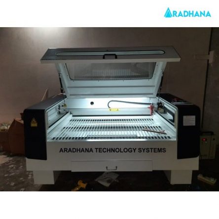 Aaradhana Automatic Plastic Laser Cutting Machine, Voltage : 220V