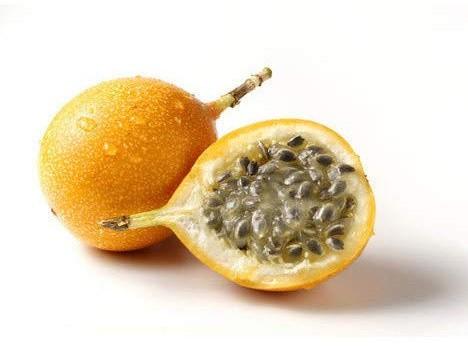Natural Fresh Passion Fruit, for Human Consumption, Packaging Type : Plastic Packet, Paper Box