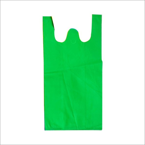 W Cut Non Woven Green Bags, for Goods Packaging, Technics : Machine Made
