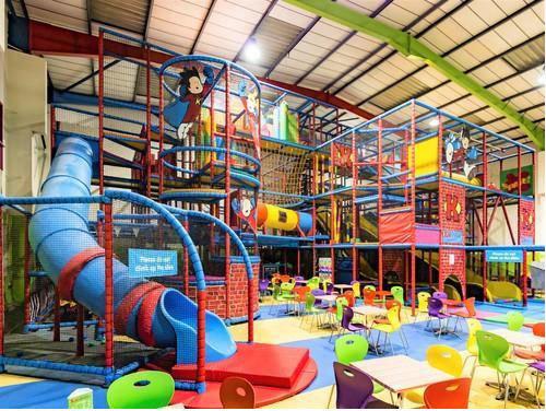 LLDPE Indoor Fun Playground, Size : 34x25x9m