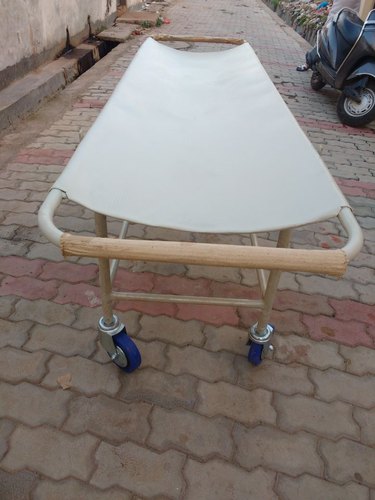 Metal Patient Trolley Stretcher, for Clinic, Hospital