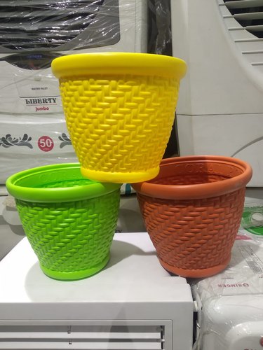 Round Polished Wicker Plastic Pots, for Decoration, Pattern : Plain