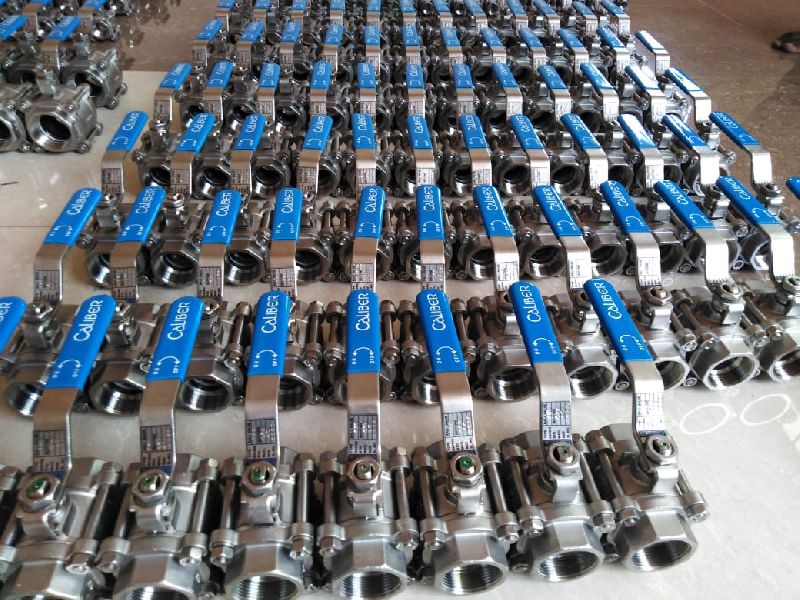 BULL 3P SS BALL VALVE SE, for Gas Fitting, Oil Fitting, Water Fitting, Feature : Blow-Out-Proof, Casting Approved