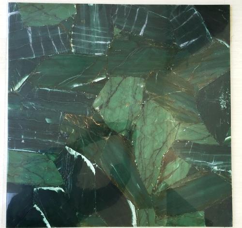 Green Quartz Slab, for Countertop, Table Tops, Wall Cladding, Size : 300 x 150 cm