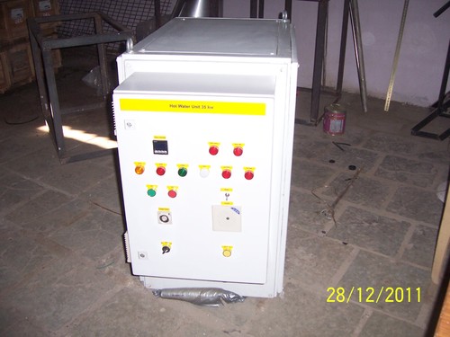 Lab Tech Electric 1000-2000kg Hot Water Unit, Certification : CE Certified, ISO 9001:2008