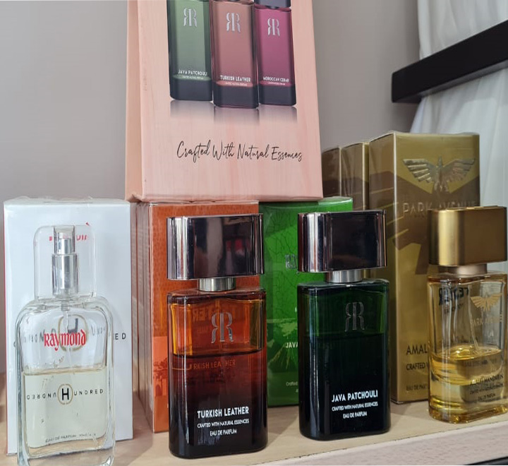 Branded Perfumes, Gender : Female, Male, Feature : Easyto Use ...