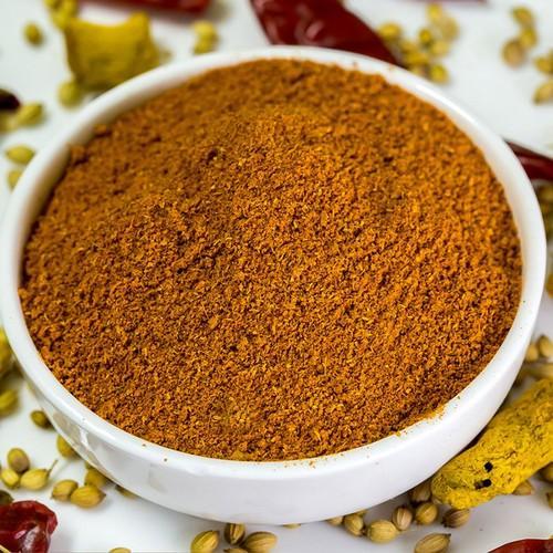 Organic Fish Fry Masala Powder, Certification : FSSAI, Feature : Good In Taste, Highly Nutritious, Hygienically Packed