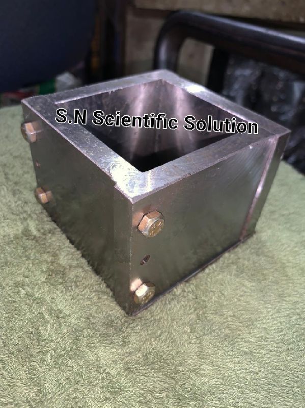 Iron Cube Mould 70.6mm, Shape : Square