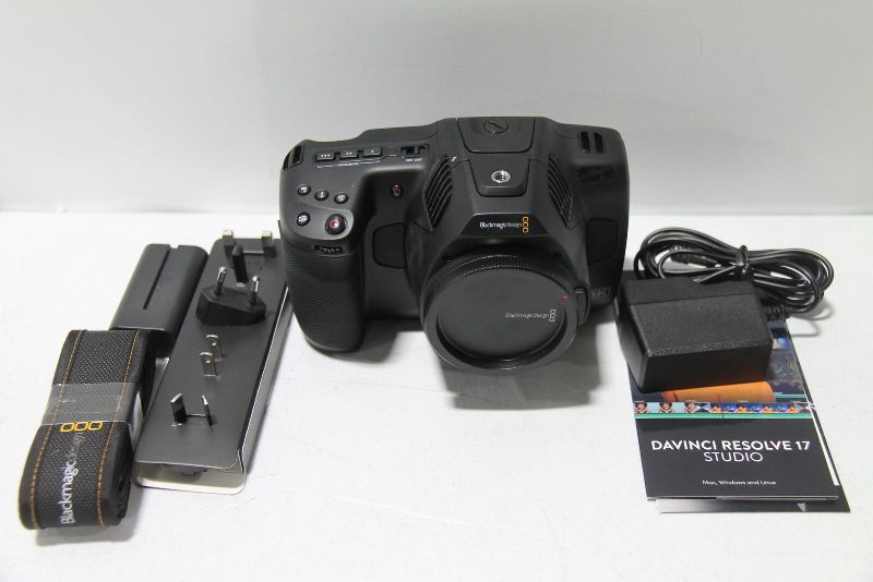 Blackmagic Design Pocket Cinema Camera 6K Pro (Canon EF)