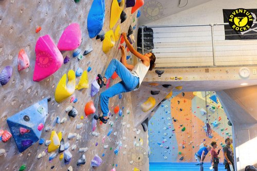 Fiber Cotted Gym Climbing Wall, Size : 8ft x 16ft
