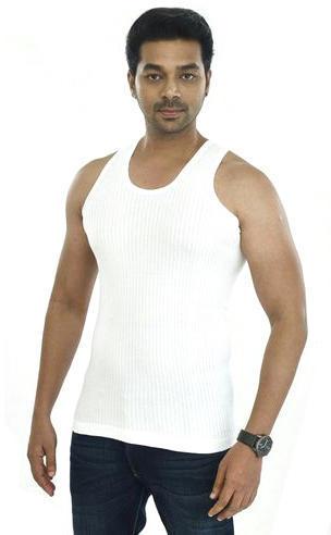 Mens RN Vest, Feature : Breathable, Comfortable, Dry Cleaning, Easily Washable, Impeccable Finish