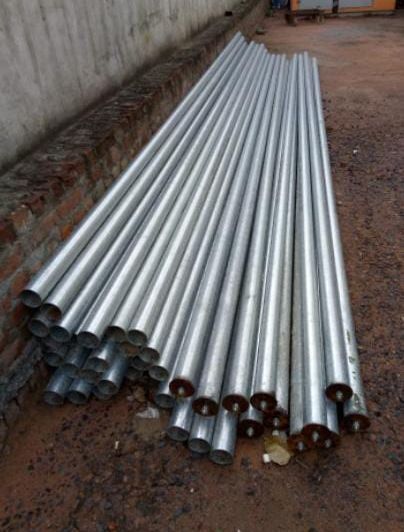 SSTPL Polished Galvanized Iron GI Street Pole, Length : 20-25feet