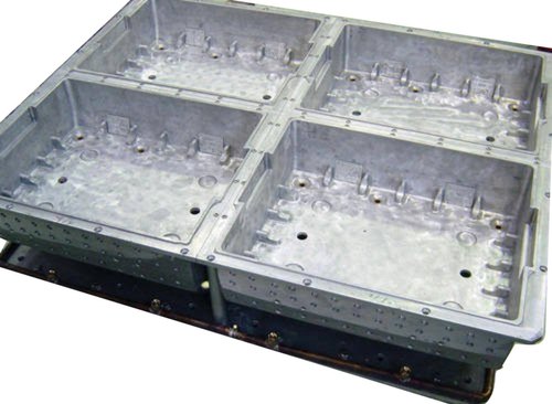 Silver Square EPS Mould For Grapes Packaging Boxes