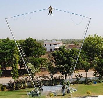 Hully Gully Bungee Trampoline, Shape : Round