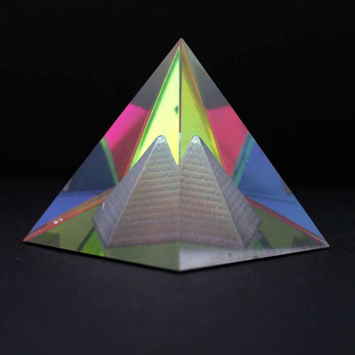 Colorful Crystal Pyramid, Size : 4 X 4 X 4 Cm