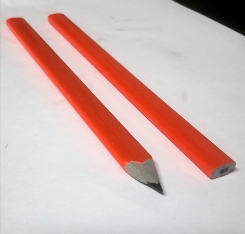 Carpenter Pencil, for Writing, Length : 7 Inch