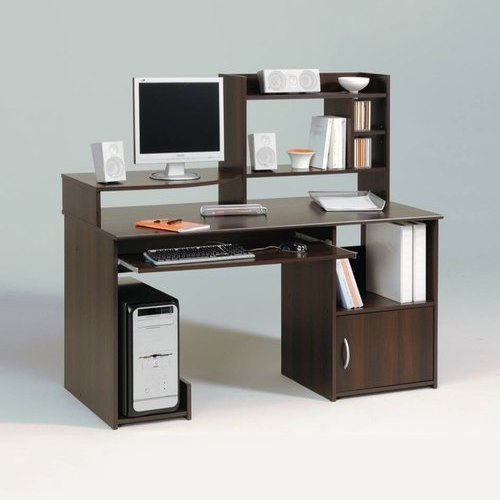 DNR Rectangular Brown Wooden Computer Table, for Corporate Office