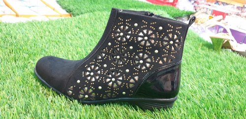 Black Ladies Boot, Size : 7 To 12