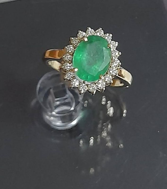 Real Diamond And Semi - Precious Emerald Designer Ring