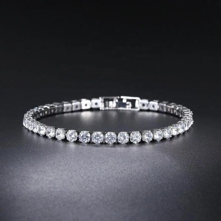 White Gold Tennis Bracelet Lab Grown Diamond Diamond Clarity Vvs2 at Best  Price in Surat  Excellent Corporation