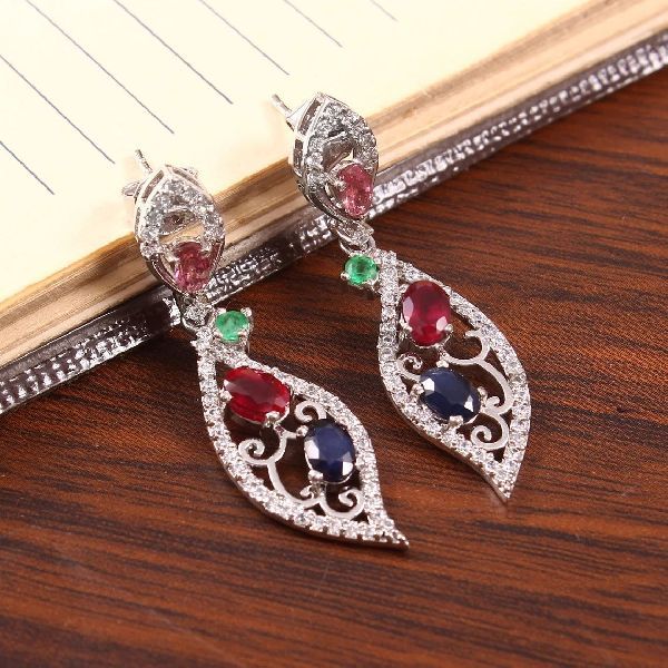 925 Sterling Precious Silver 3.60 Grams Earings