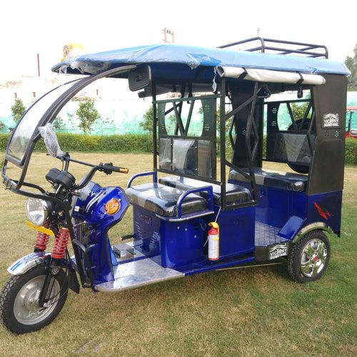 Deluxe Battery Operated E-Rickshaw