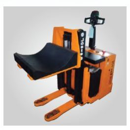 Electric Stacker With Tyre Handling