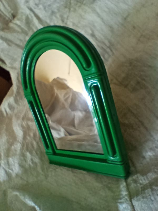 Khushi Enterprises Polished Plastic fancy med mirror, for Household, Edge Type : Flat Edge