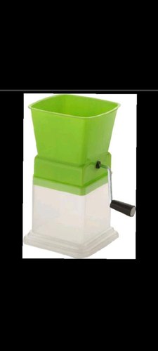 Plastic Kitchen Chilly Cutter, Color : Green