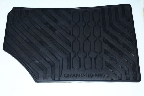 Rubber Car Foot Mat, Size : Universal