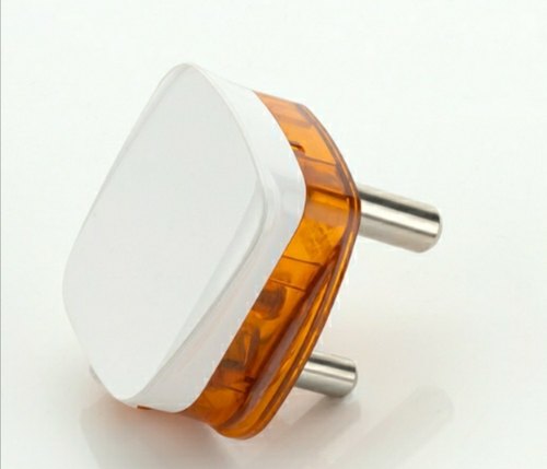 3 Pin Plug Top