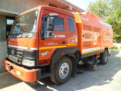 CLEANLAND Truck Mounted Road Sweeper