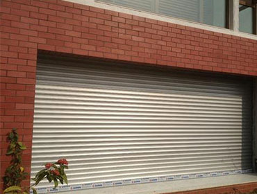 Long Span Rolling Shutter