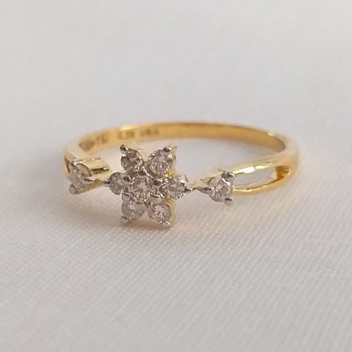 Flower Shaped Diamond Ring