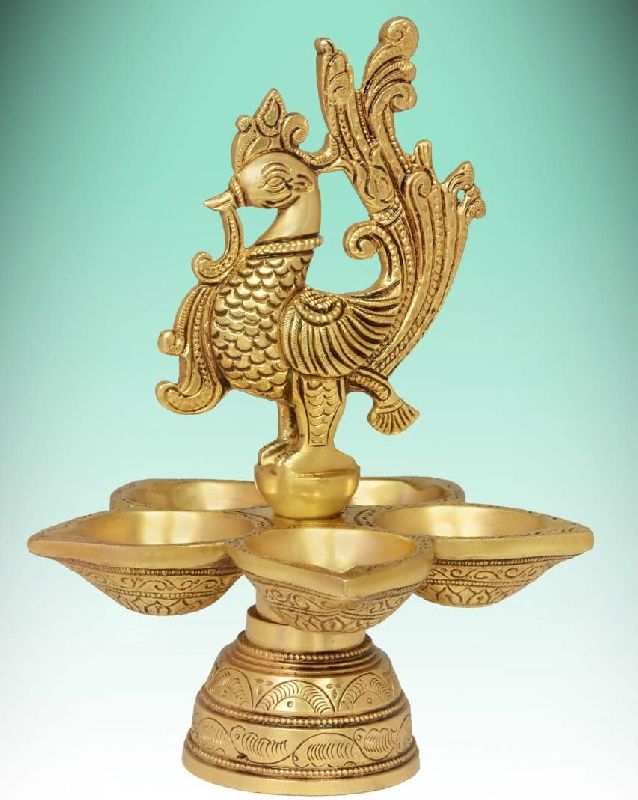 9 Inch Brass Peacock Oil Lamp, Style : Antique