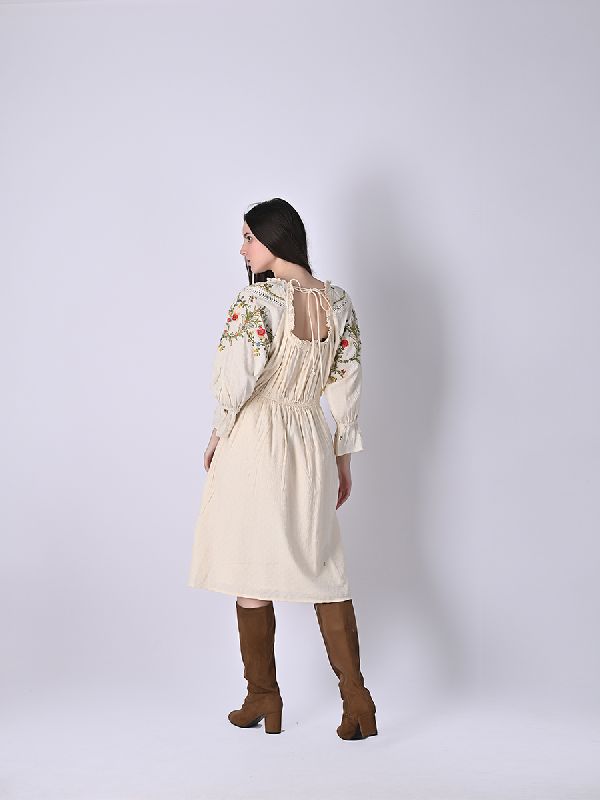 Womens Floral Field Midi Dress