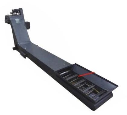 Stainless Steel Polished Scraper Type Chip Conveyor, for Moving Goods, Voltage : 220V