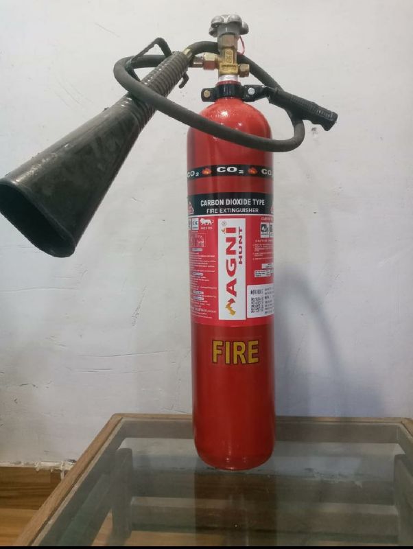 Carbon Steel Co2 Type Fire Extinguisher, for Office, Industry, Mall, Factory, Mounting Type : Ceiling Mounted