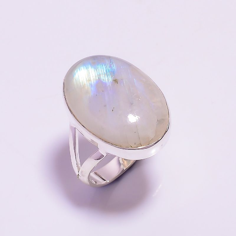 rainbow moonstone Silver Ring