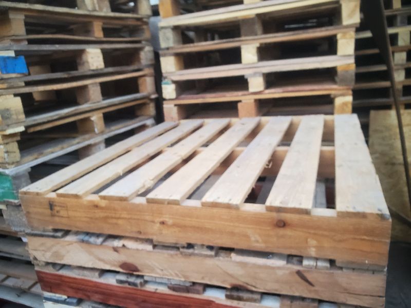 0555450341 used pallets wooden