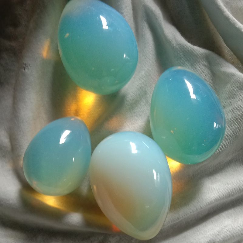 Opal egg