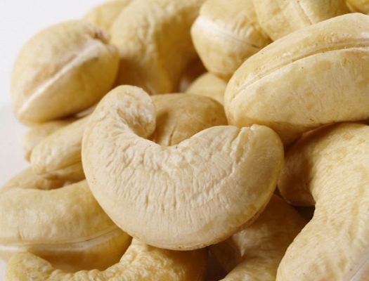 Whole Cashew Nuts, Shelf Life : 6 Months