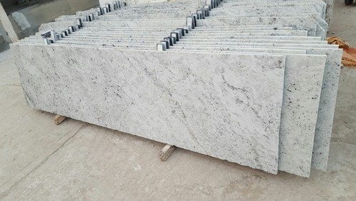 Polished Colonial White Granite Slab, for Kitchen Countertops, Flooring, Specialities : Striking Colours