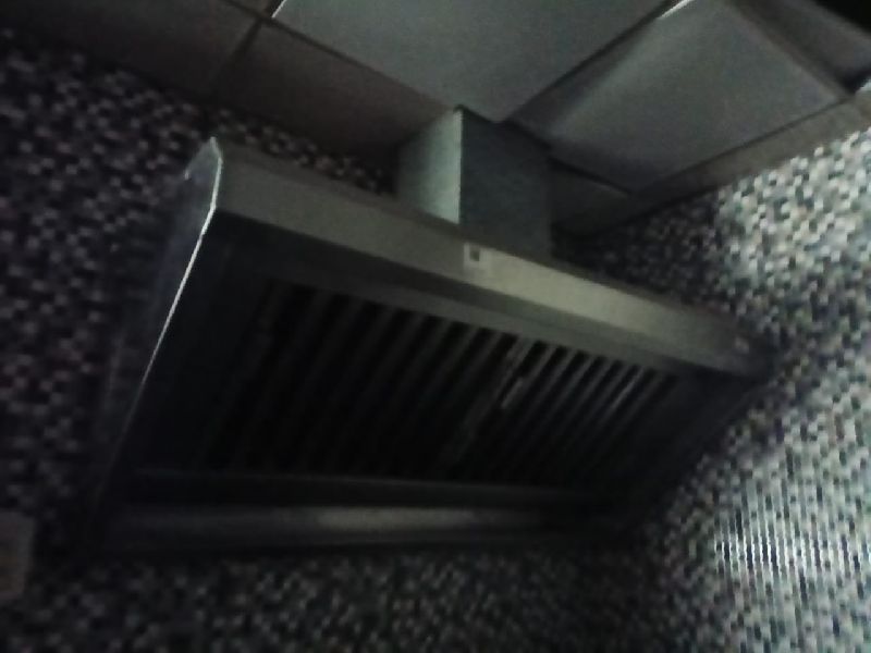 Rectangular Polished Stainless Steel Kitchen Chimney, Feature : Corrosion Resistance, High Quality